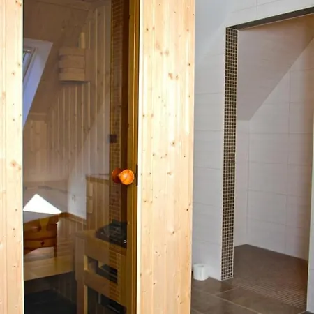 Ferienhaus Strasen See 7921 بيت للعطل *