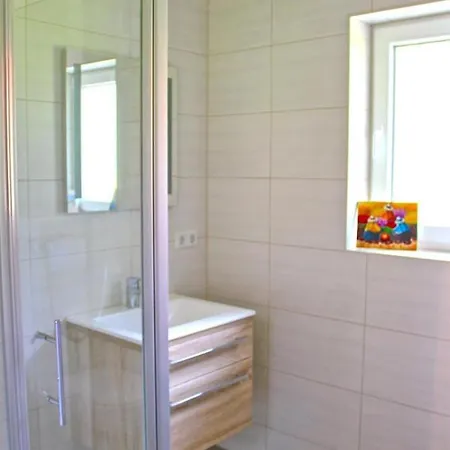 Ferienhaus Strasen See 7921
